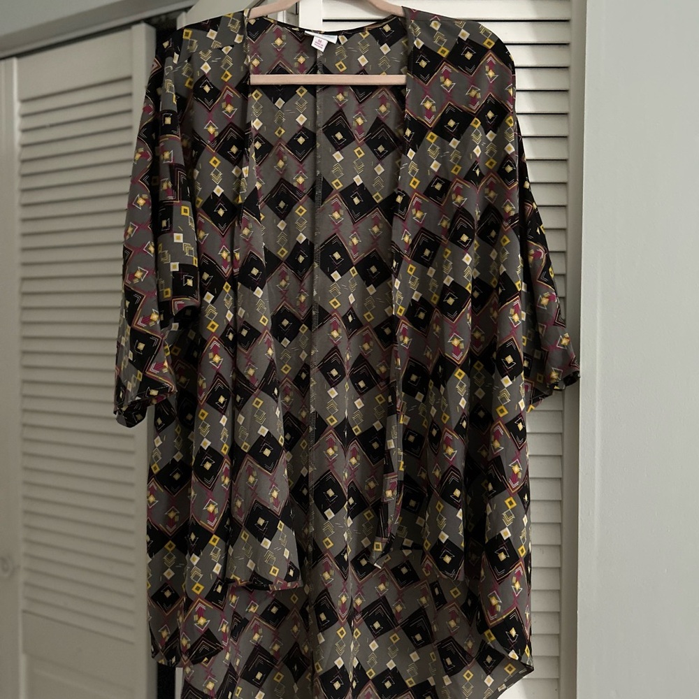 LuLaRoe Multicolor Geometric Kimono